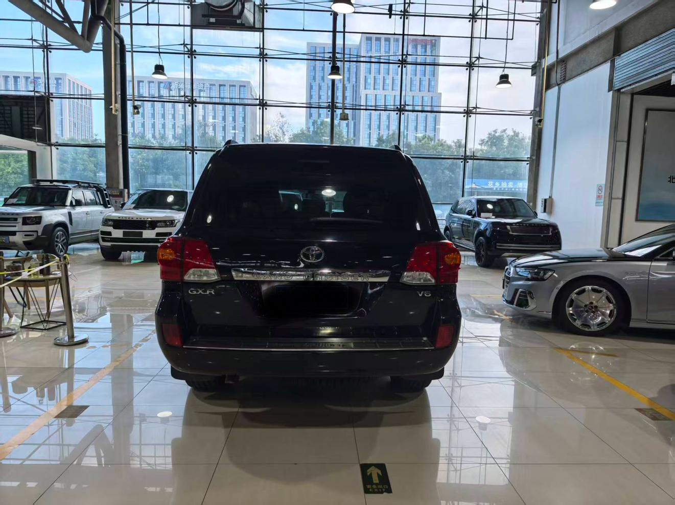 Toyota Land Cruiser 2015 thumb 3