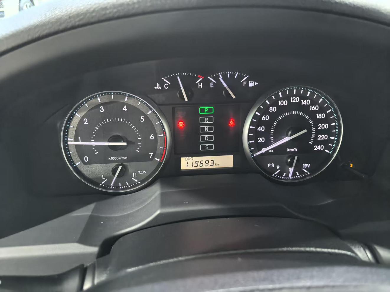 Toyota Land Cruiser 2015 thumb 7