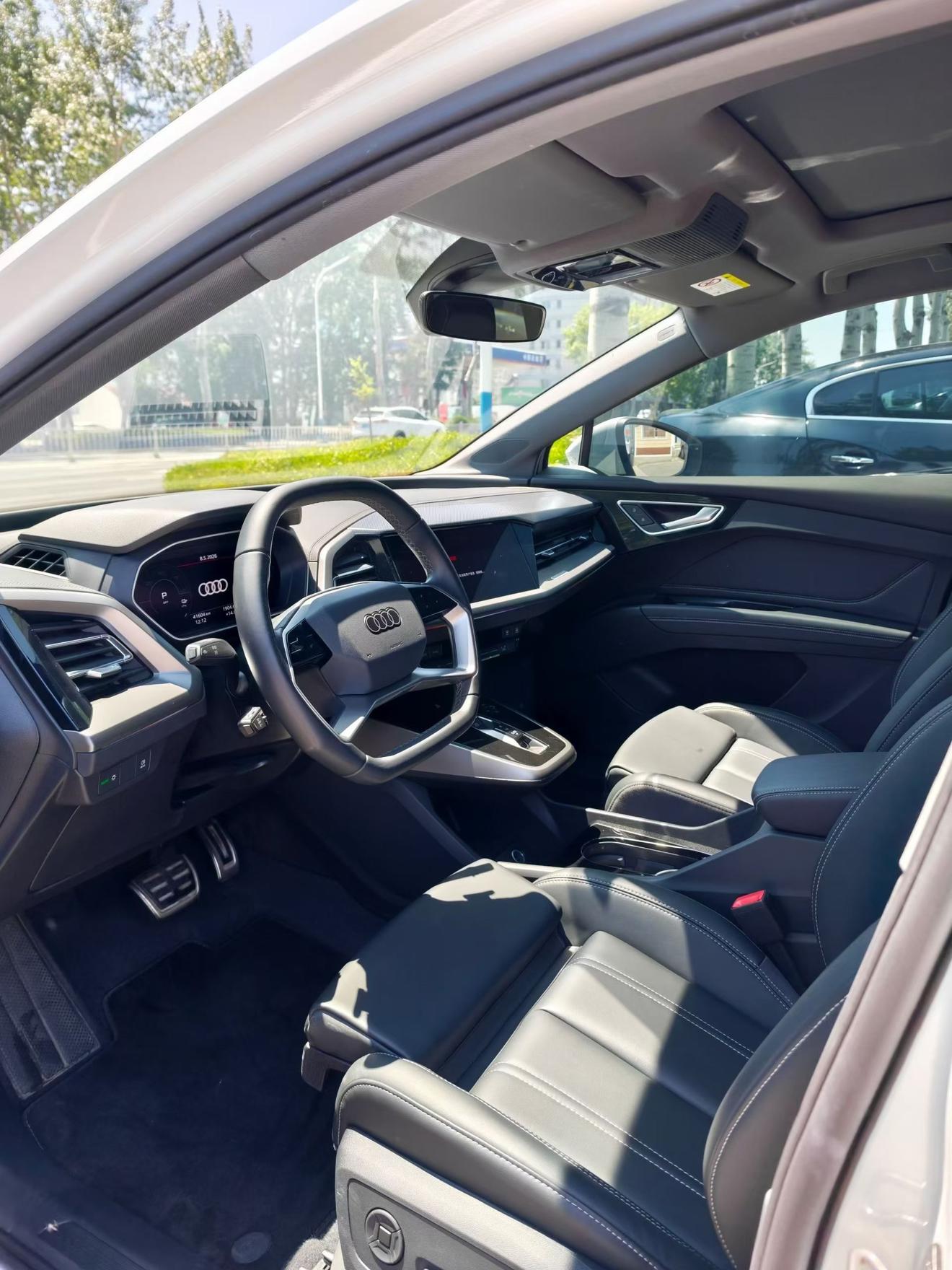 Audi Q4 e-tron 2024 thumb 7