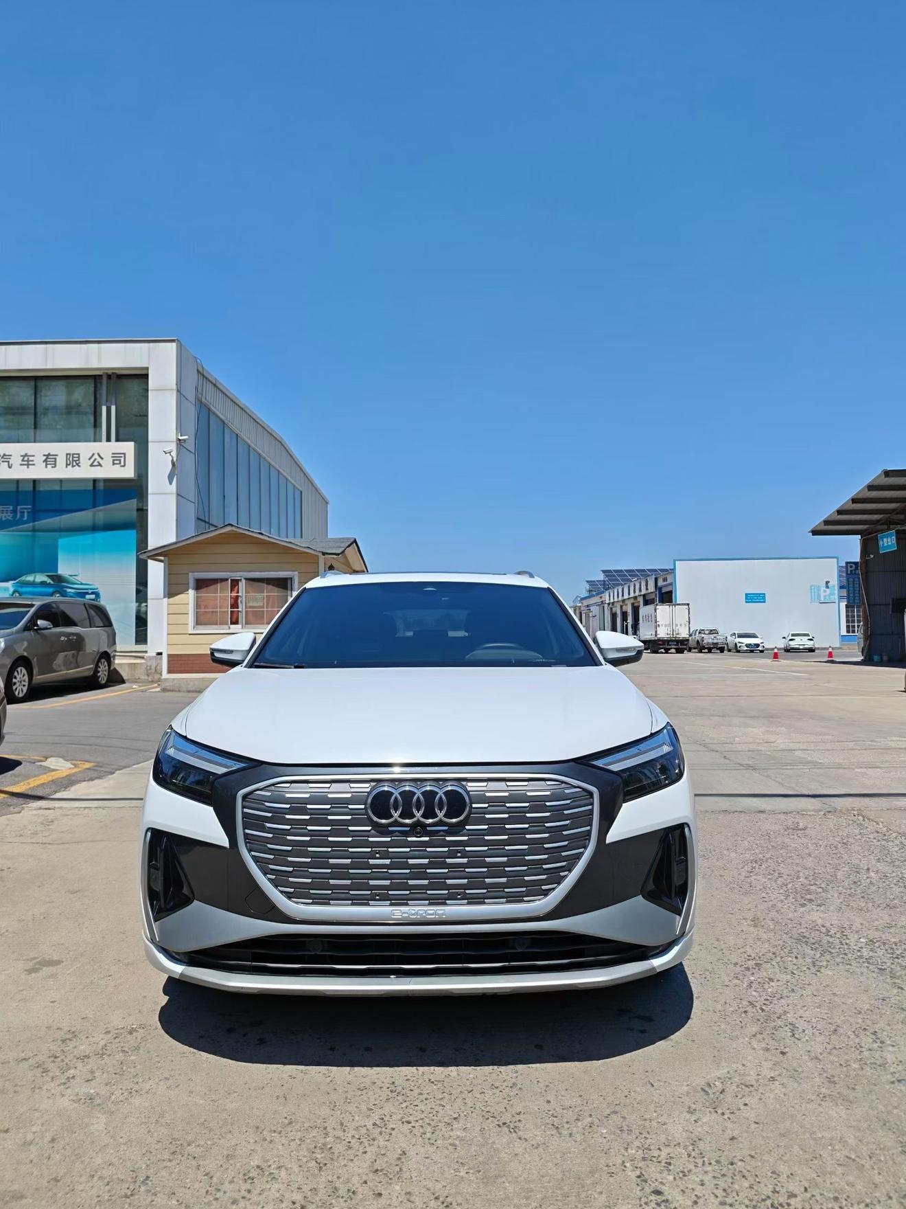 Audi Q4 e-tron 2024 thumb 10