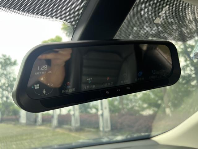 Ford Edge 2017 thumb 11