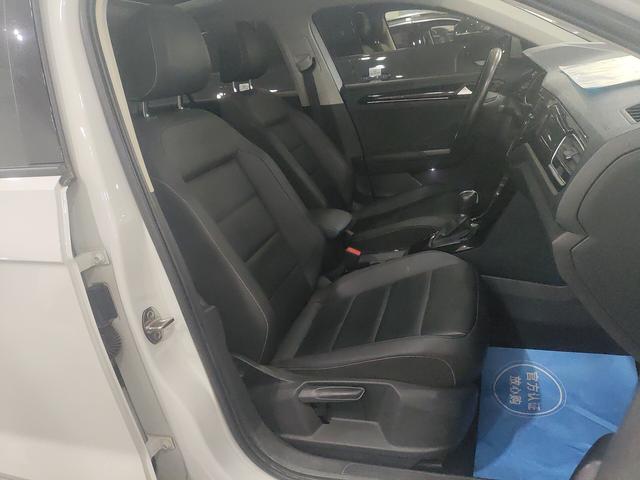 Volkswagen T-Roc 2021 thumb 9