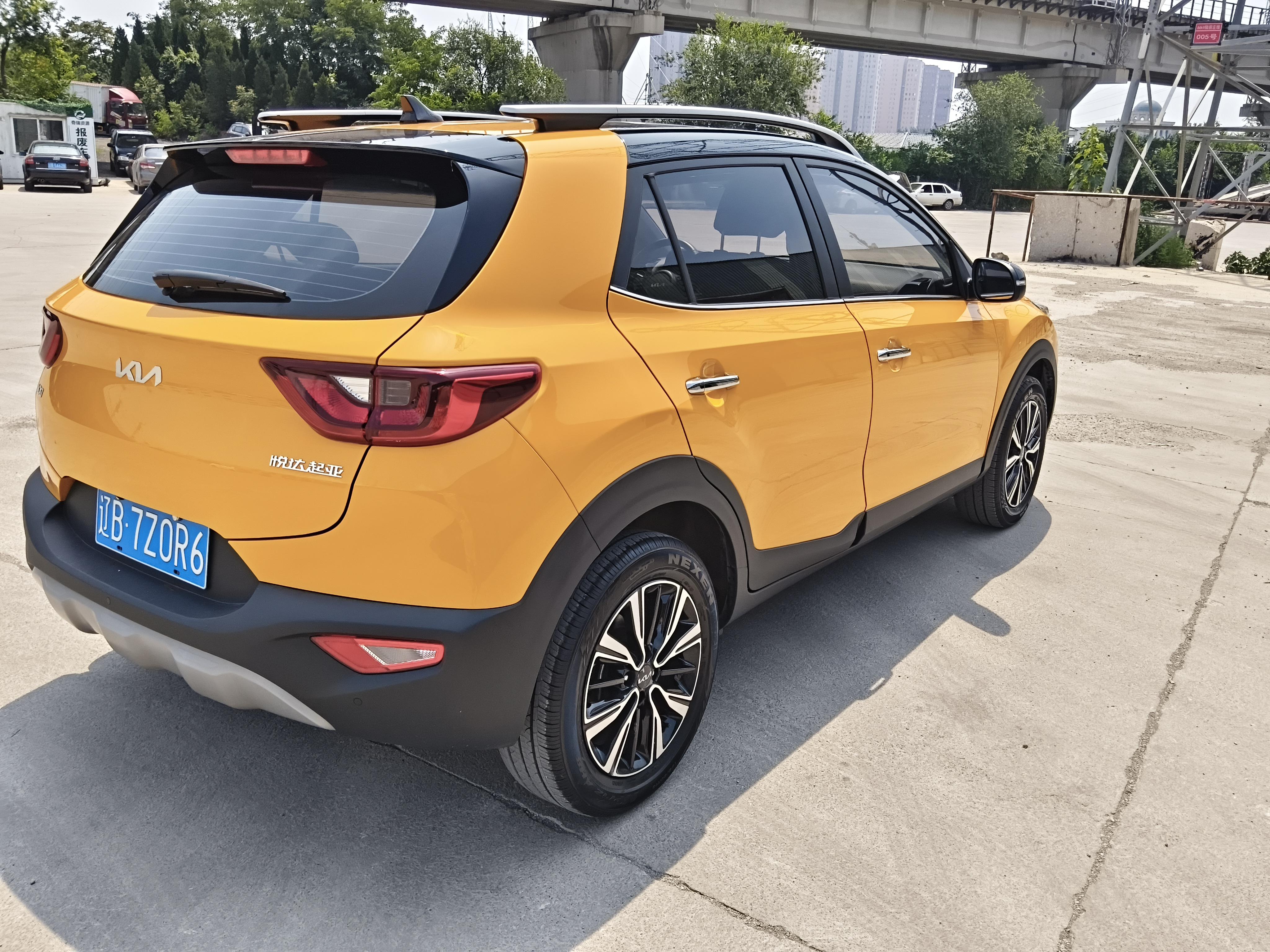 Kia Stonic 2021 thumb 2