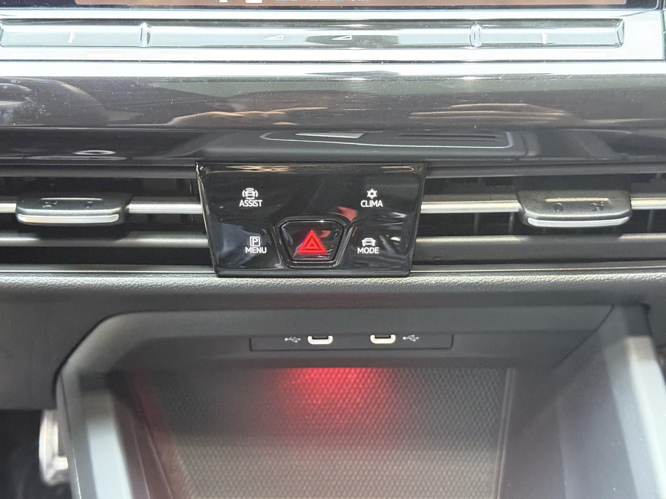 Volkswagen Golf Sportsvan 2023 thumb 7