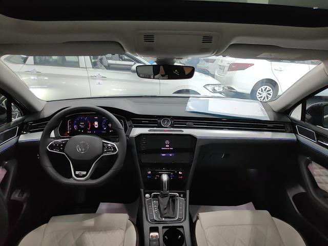 Volkswagen Magotan 2025 thumb 3
