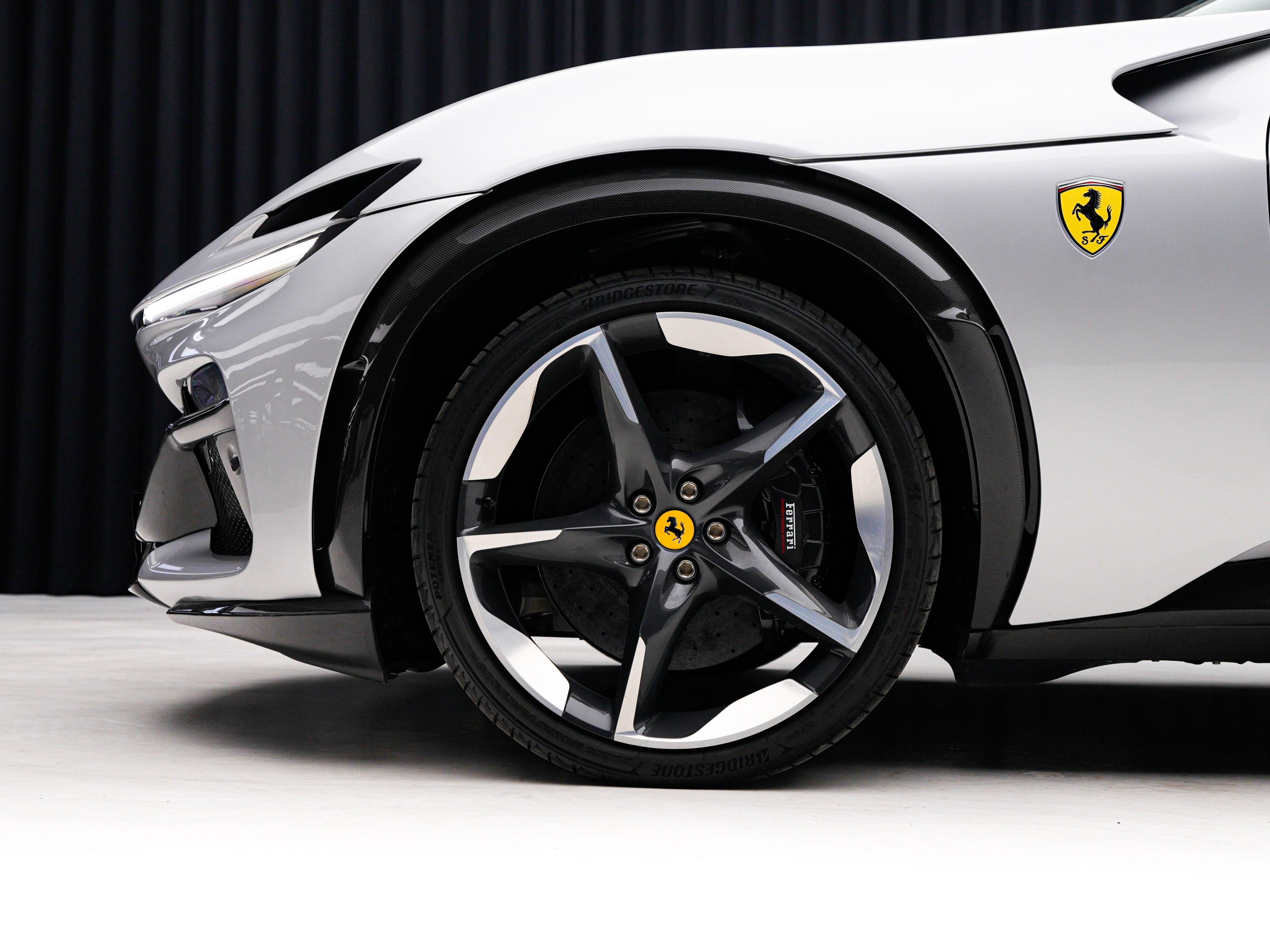 Ferrari Purosangue 2023 thumb 9