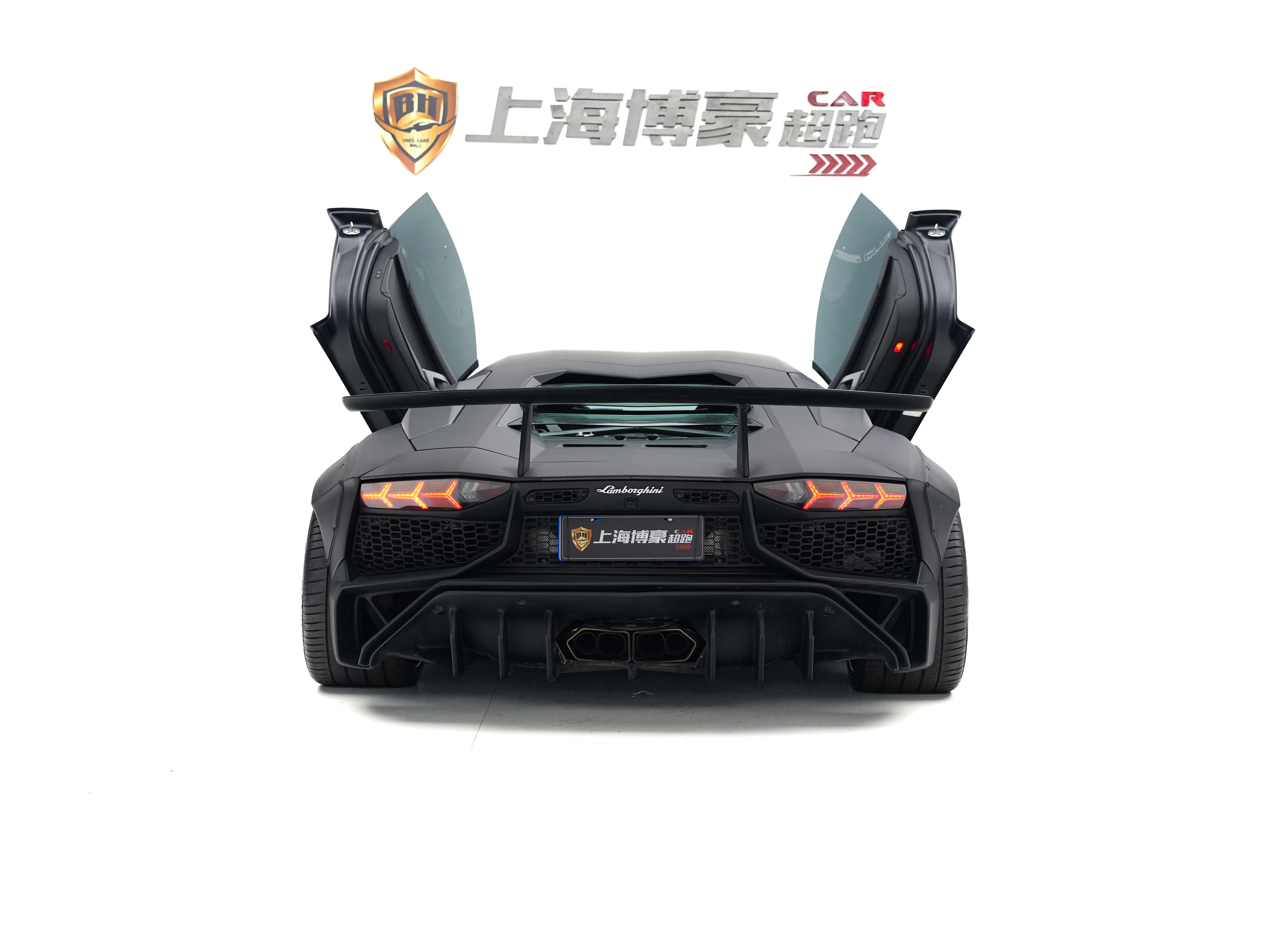 Lamborghini Aventador 2013 thumb 6