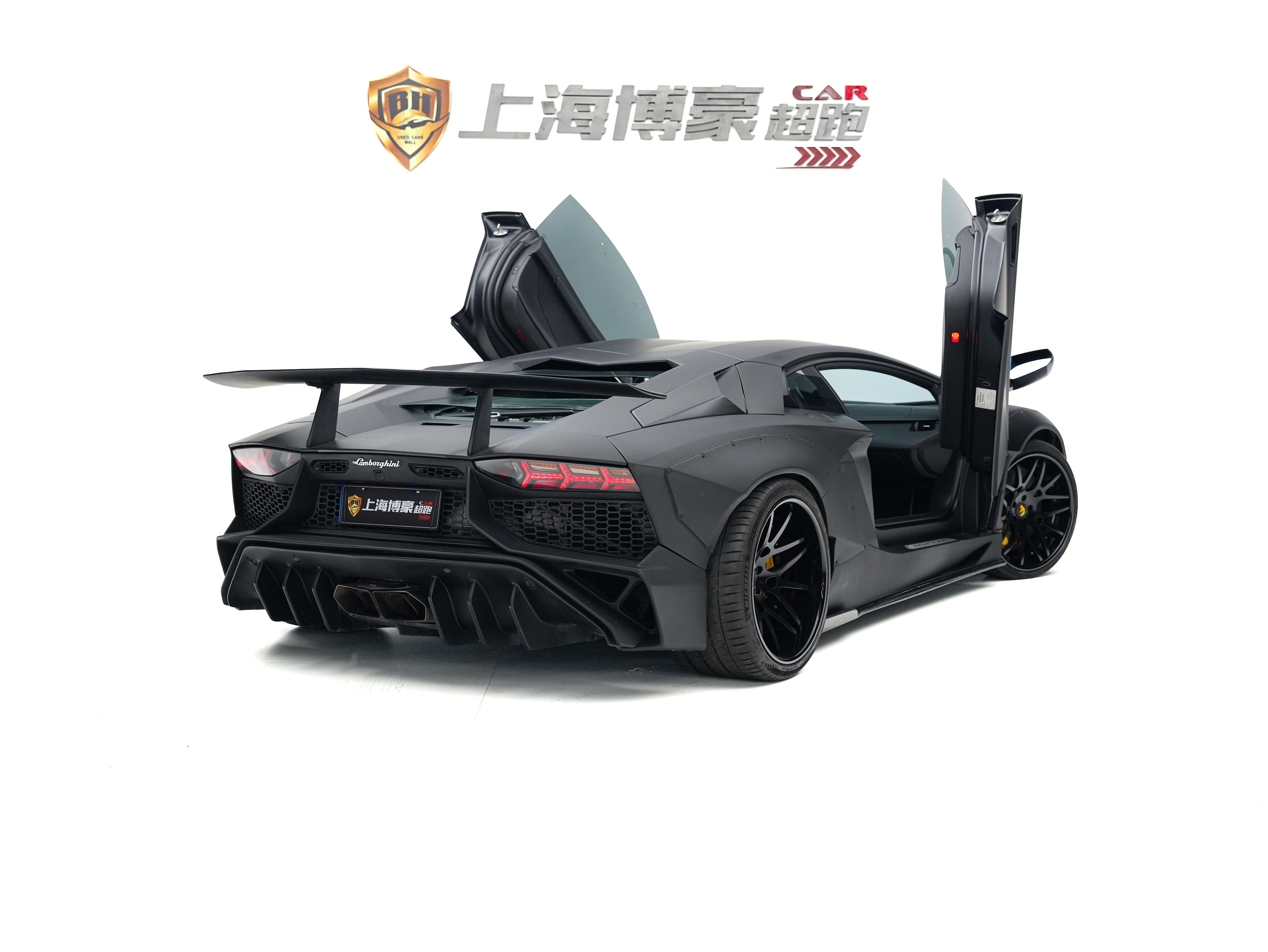 Lamborghini Aventador 2013 thumb 9