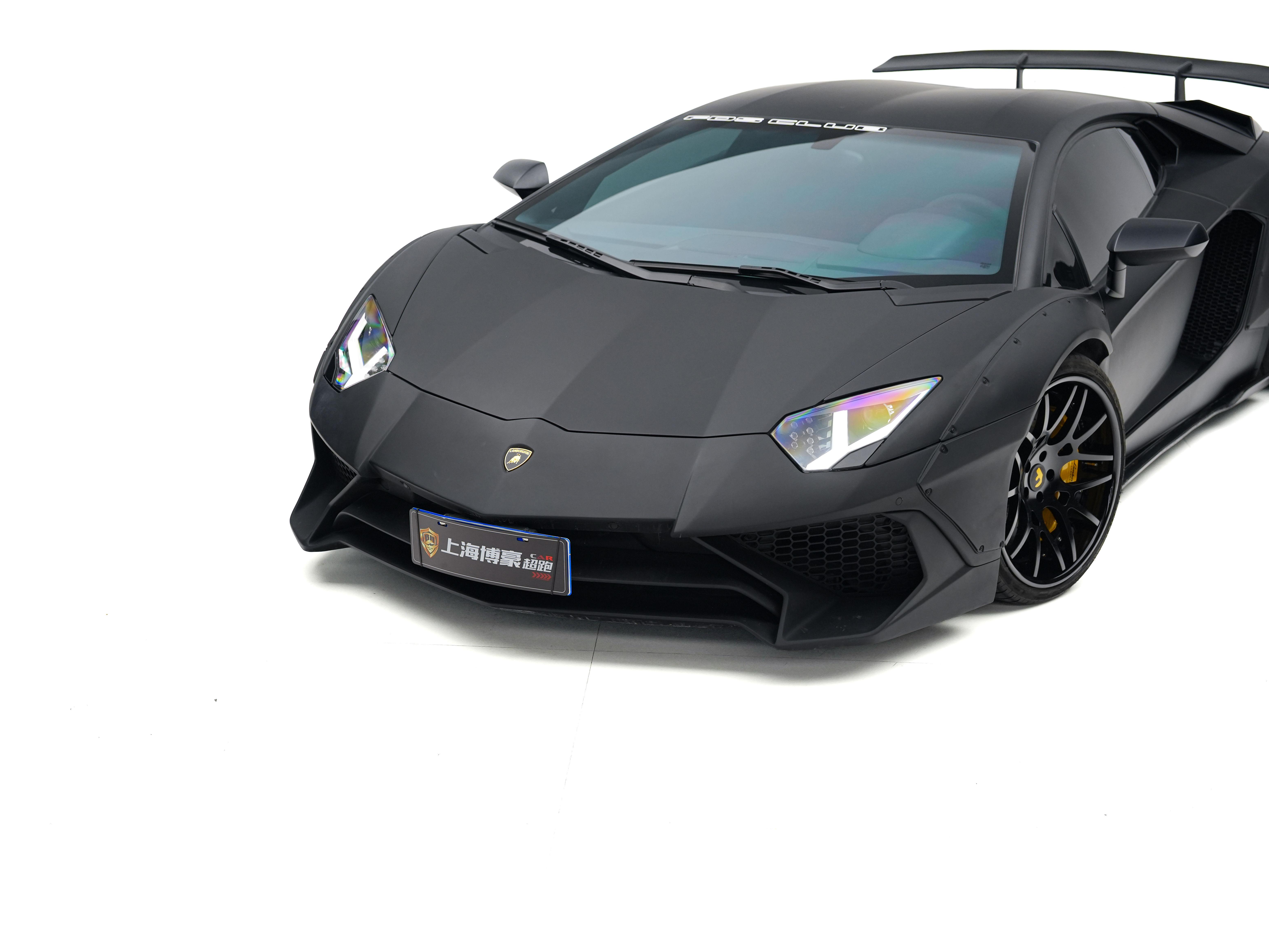 Lamborghini Aventador 2013 thumb 10