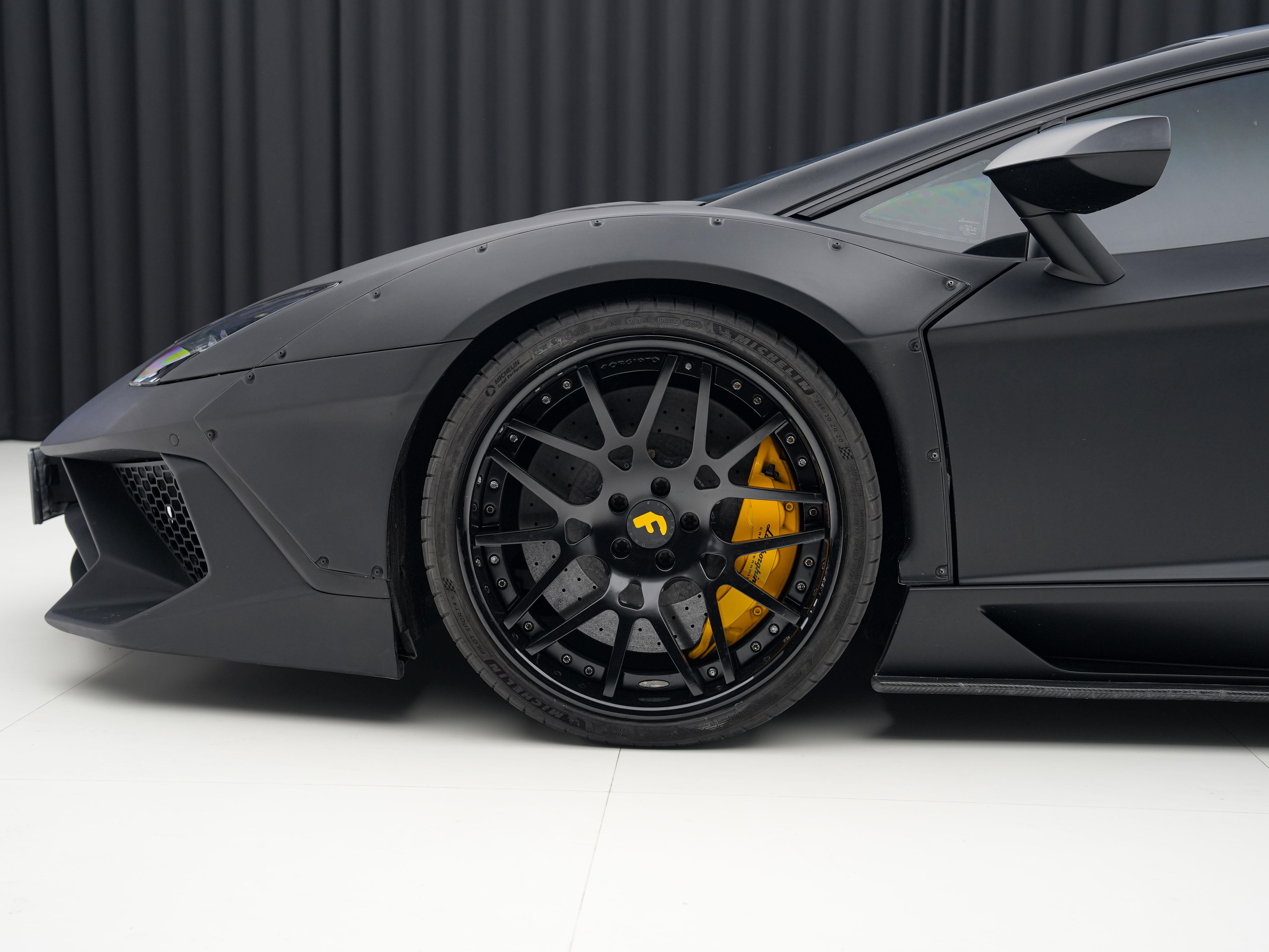 Lamborghini Aventador 2013 thumb 11
