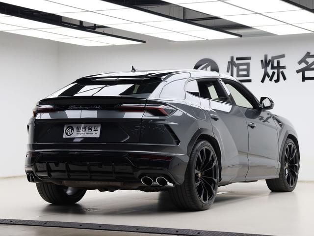Lamborghini Urus 2018 thumb 4