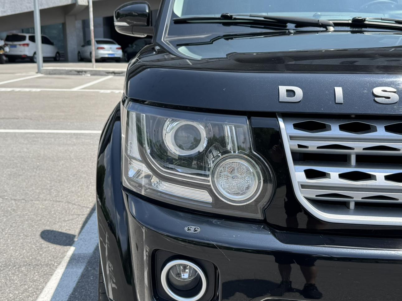 Land Rover Discovery 2015 thumb 6