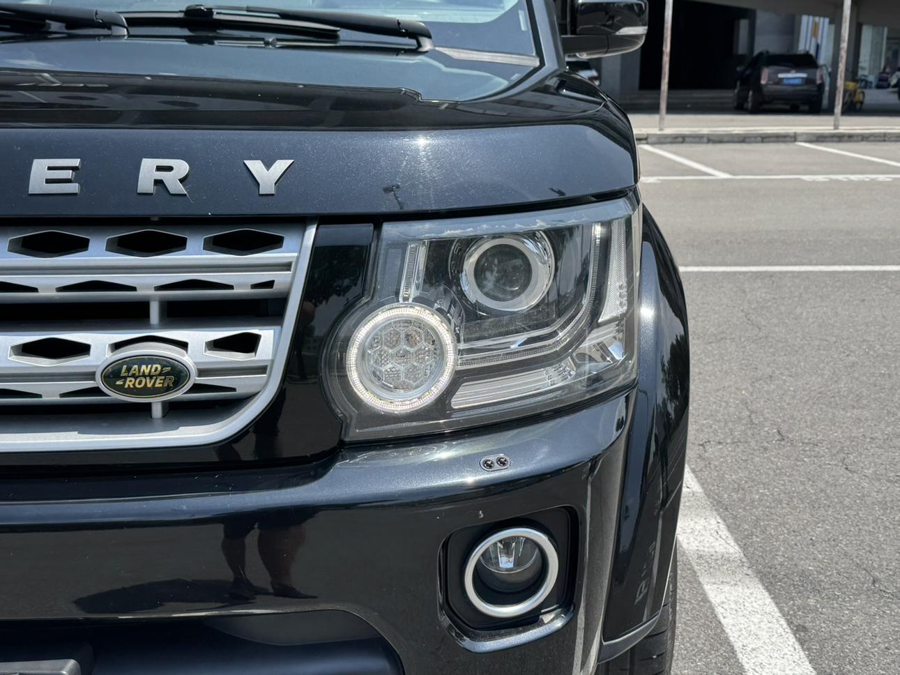 Land Rover Discovery 2015 thumb 11