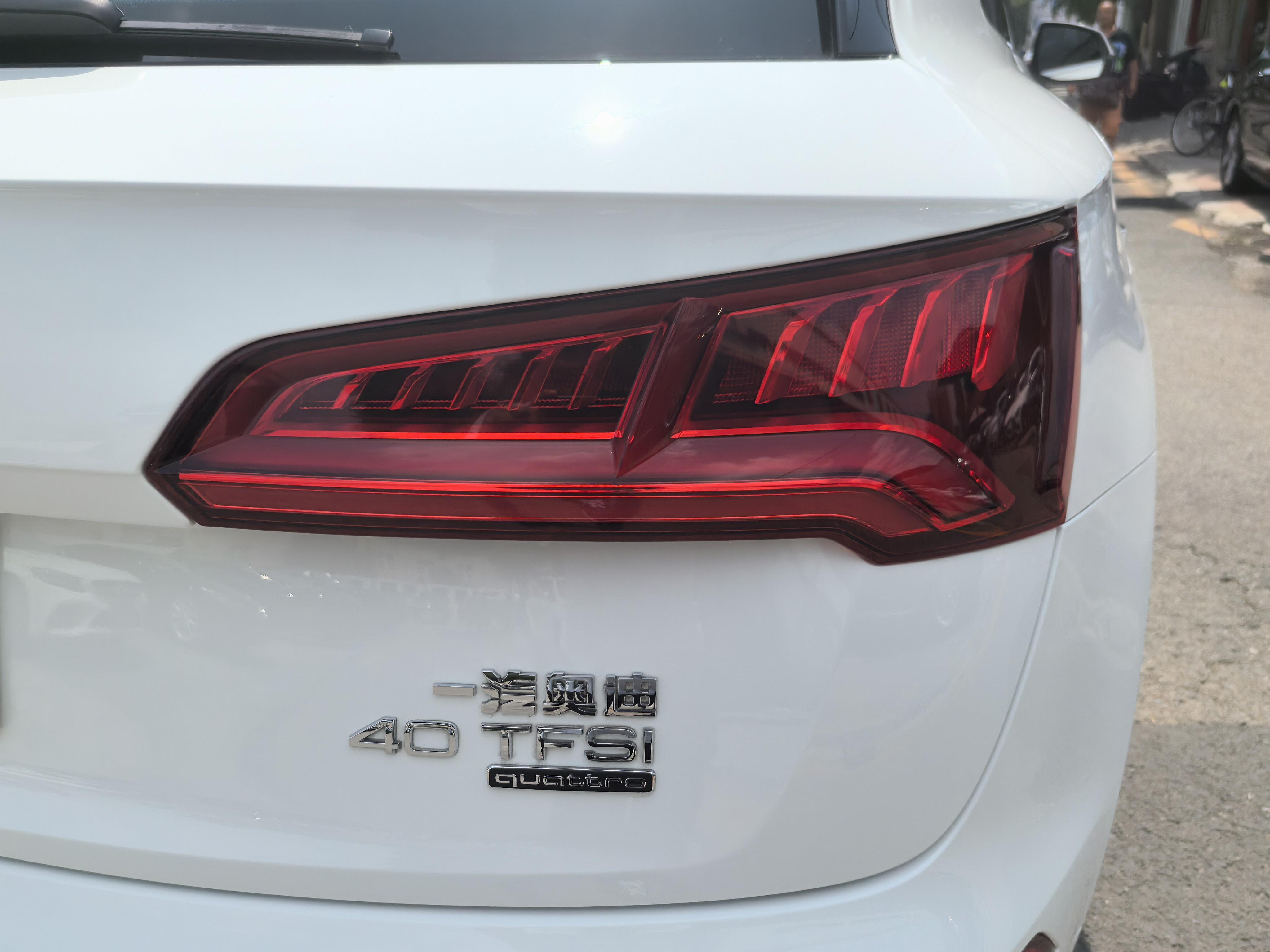 Audi Q5 2018 thumb 9