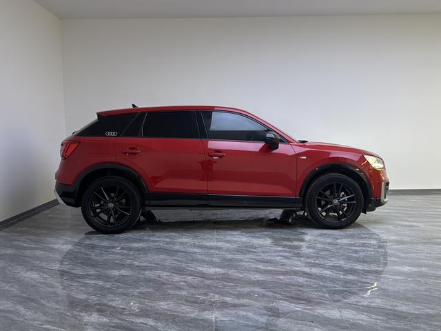 Audi Q2 2021 thumb 6