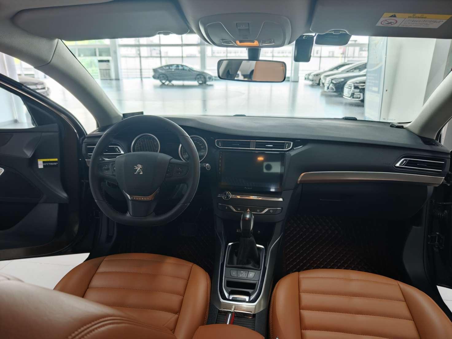 Peugeot 408 2014 thumb 9