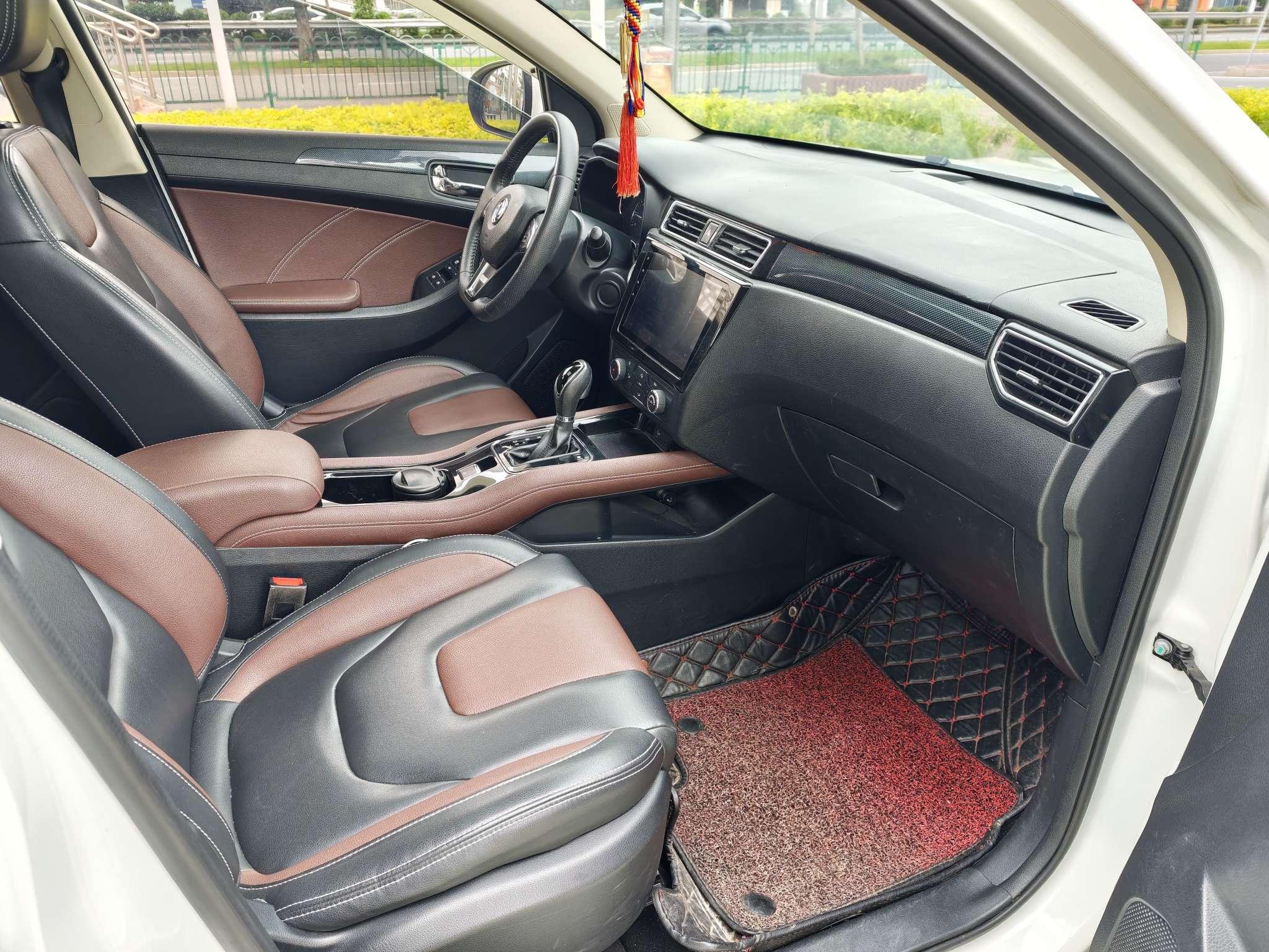 Dongfeng Fengon 580 2018 thumb 5
