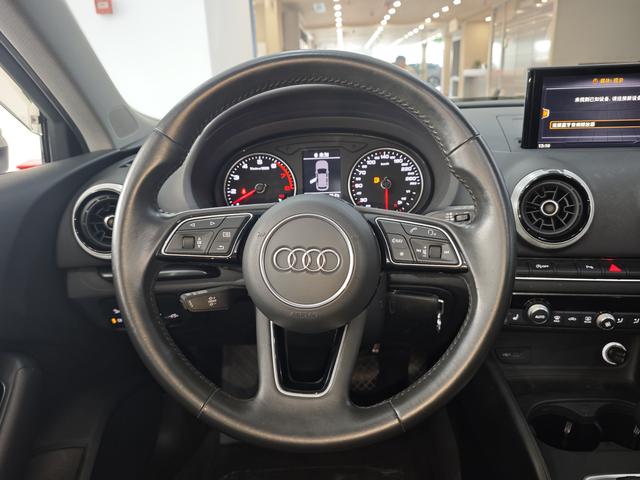 Audi A3 2020 thumb 6