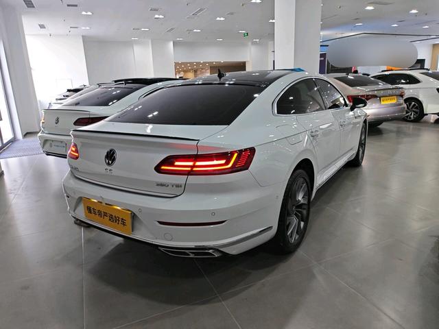 Volkswagen Arteon 2023 thumb 2