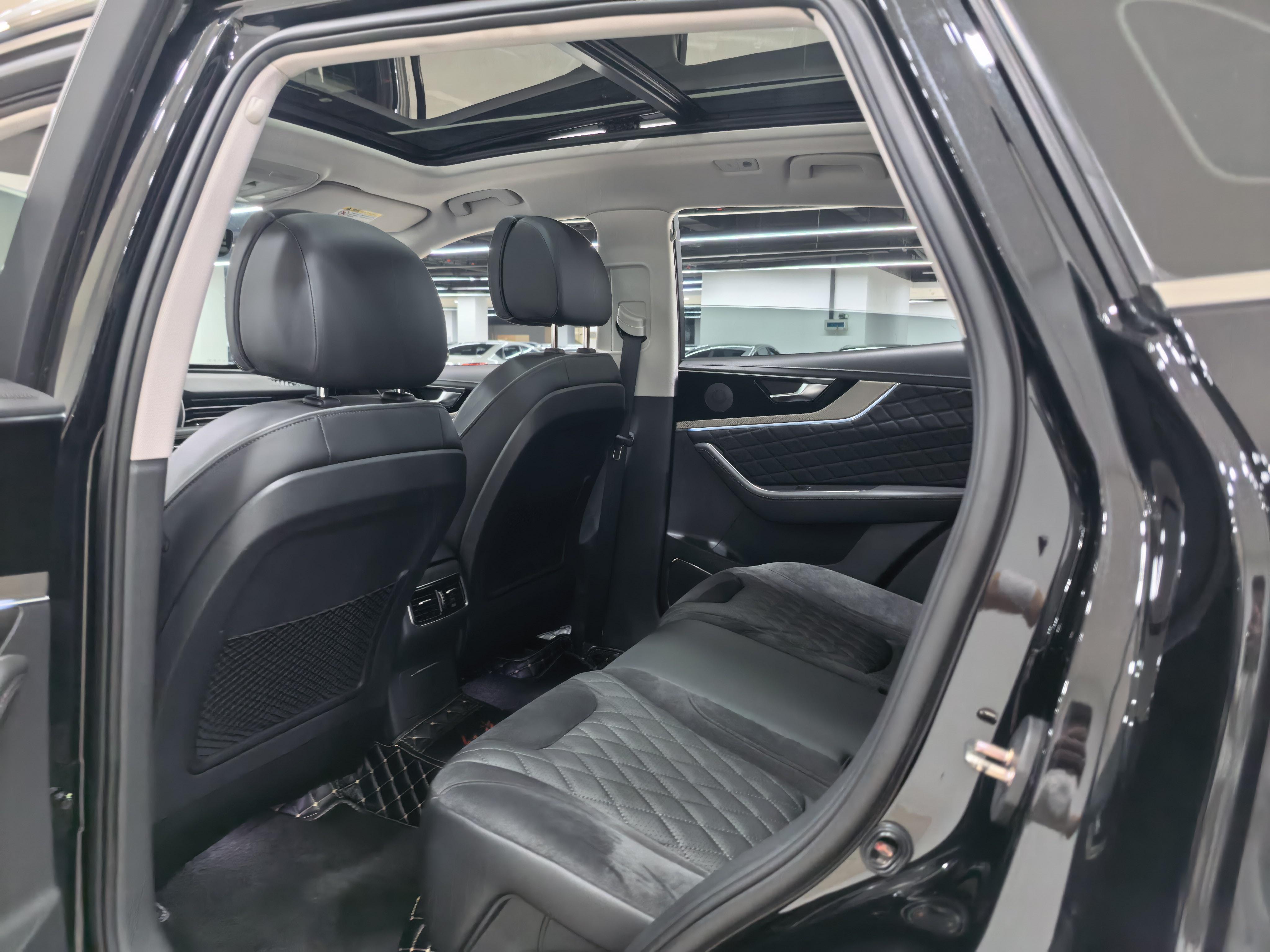 Hongqi HS5 2019 thumb 9