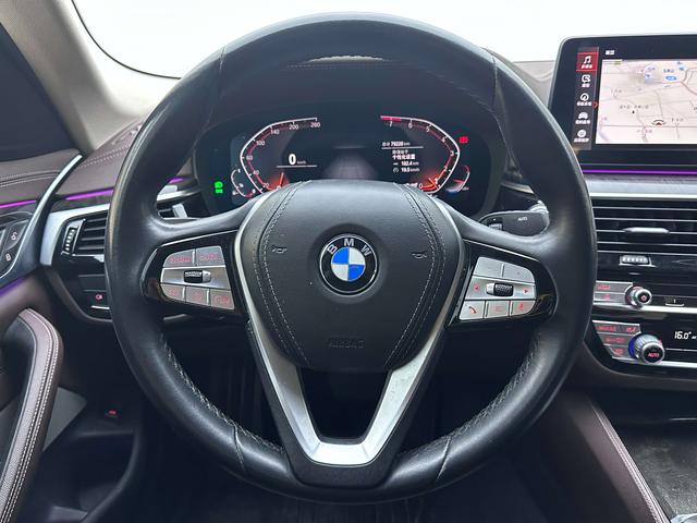 BMW 5 серии 2022 thumb 10