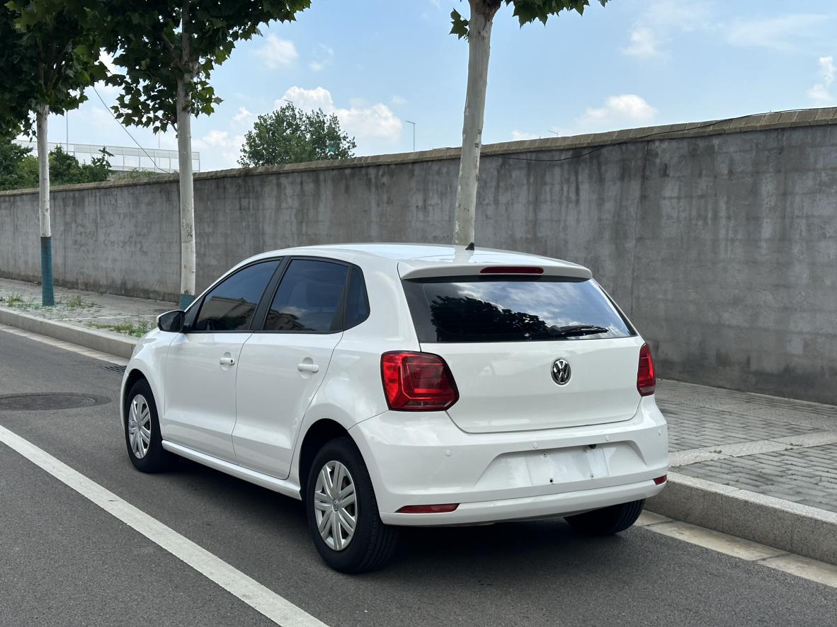 Volkswagen Polo 2018 thumb 3