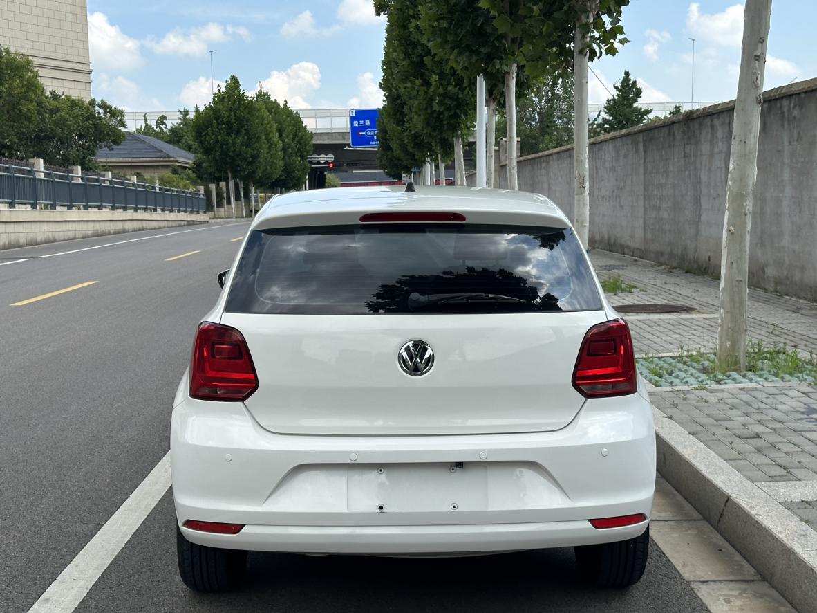 Volkswagen Polo 2018 thumb 4