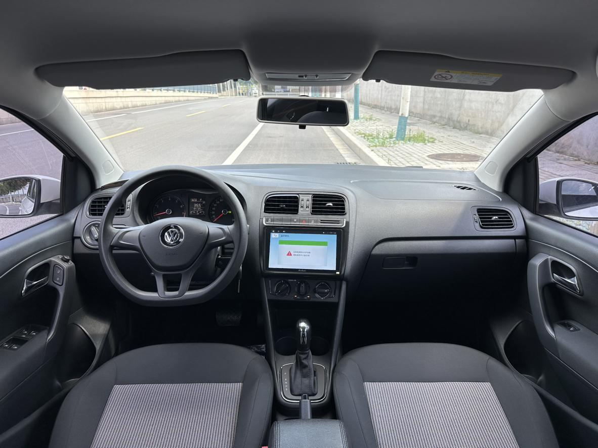Volkswagen Polo 2018 thumb 10