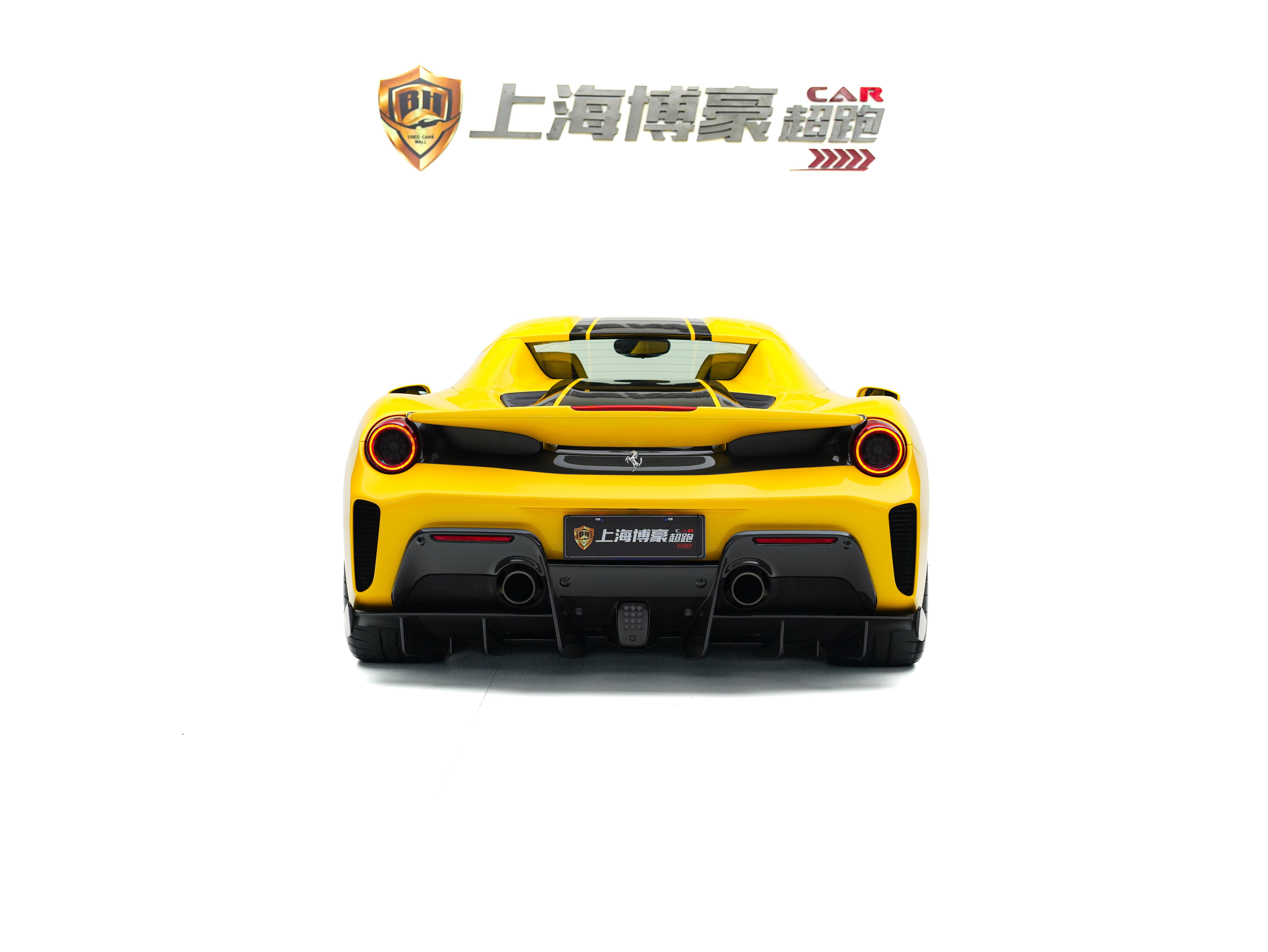 Ferrari 488 2019 thumb 2