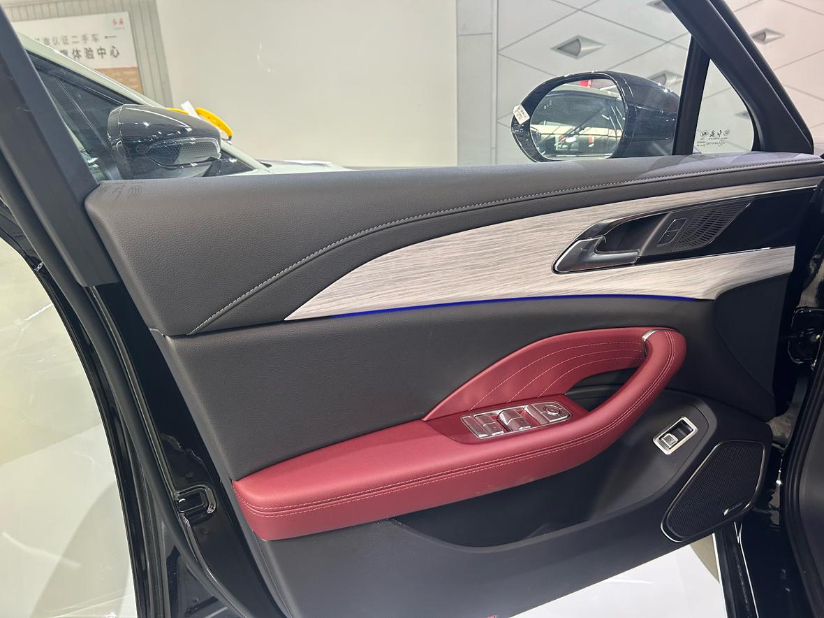 Hongqi H5 2025 thumb 3