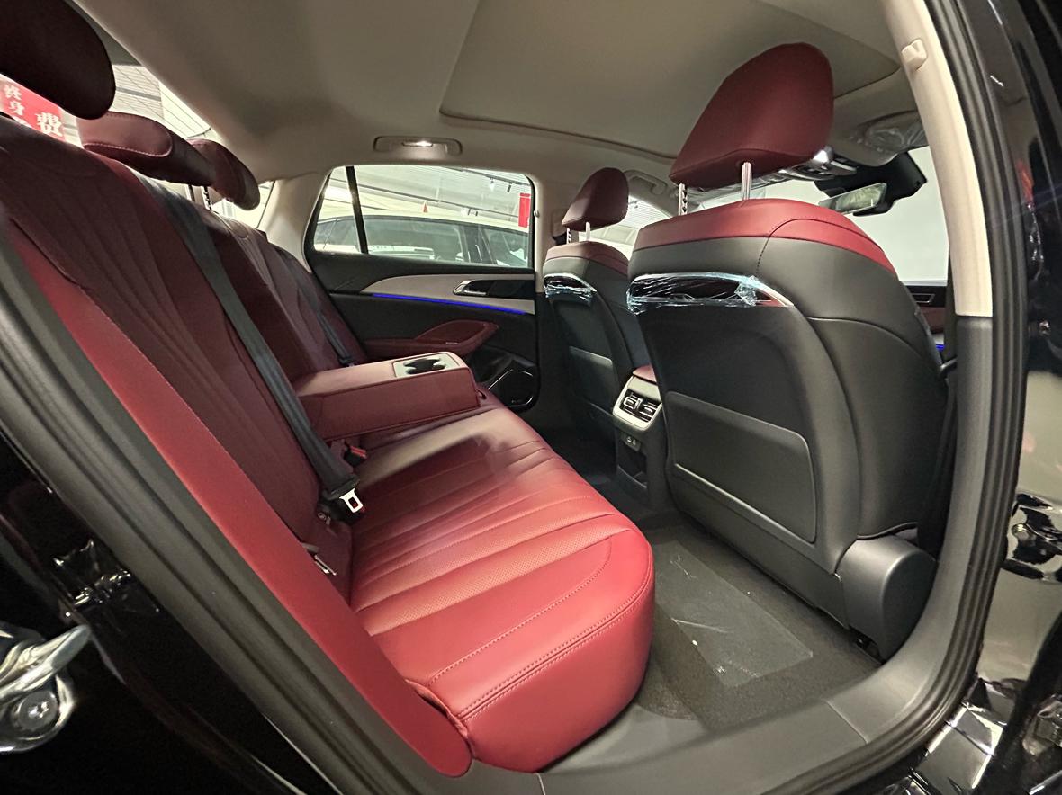 Hongqi H5 2025 thumb 4