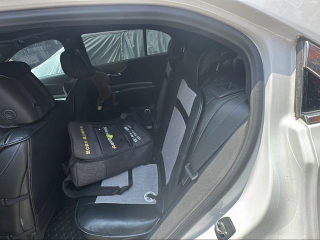 Cadillac XT4 2018 thumb 10