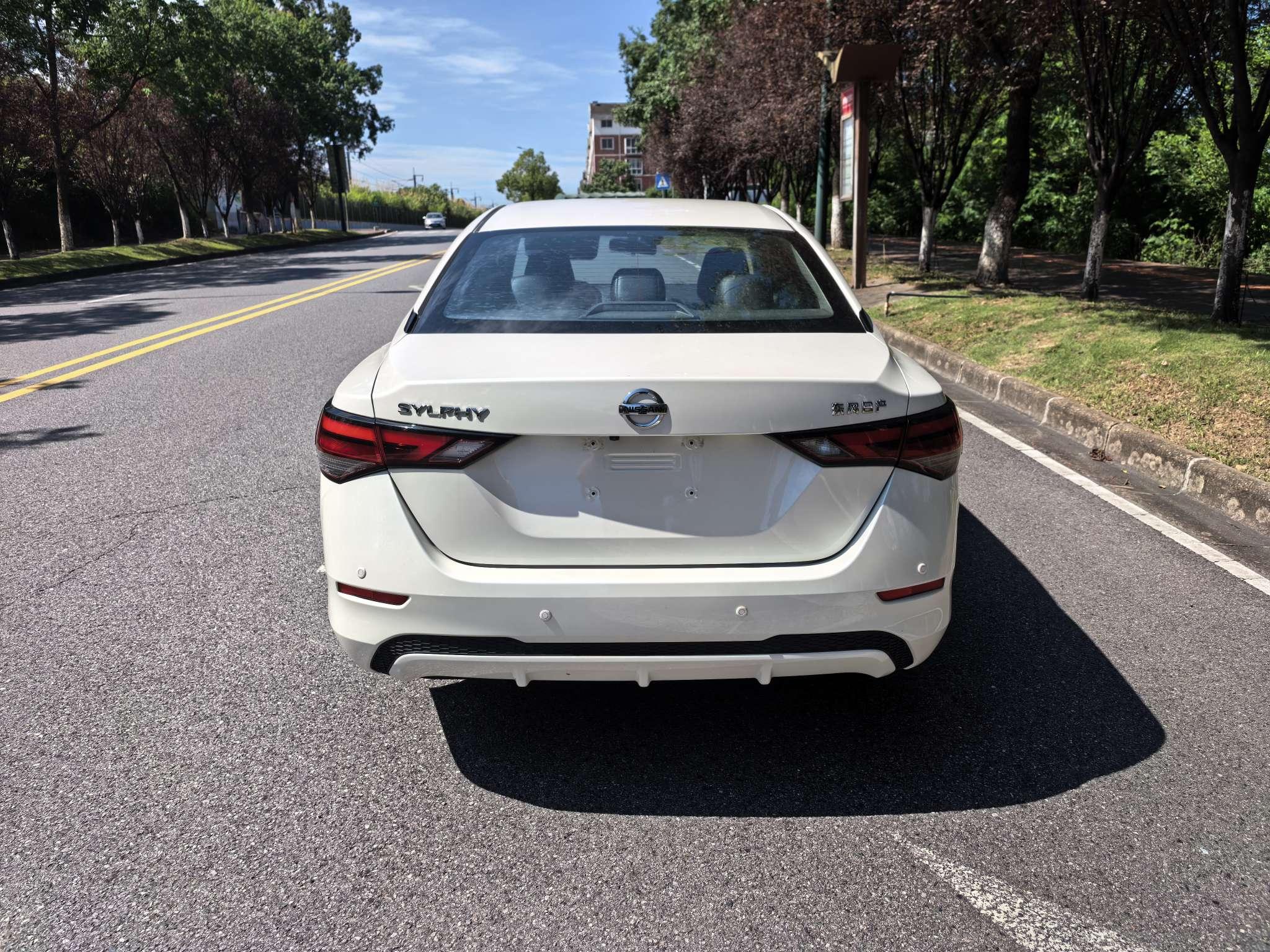 Nissan Sylphy 2020 thumb 3