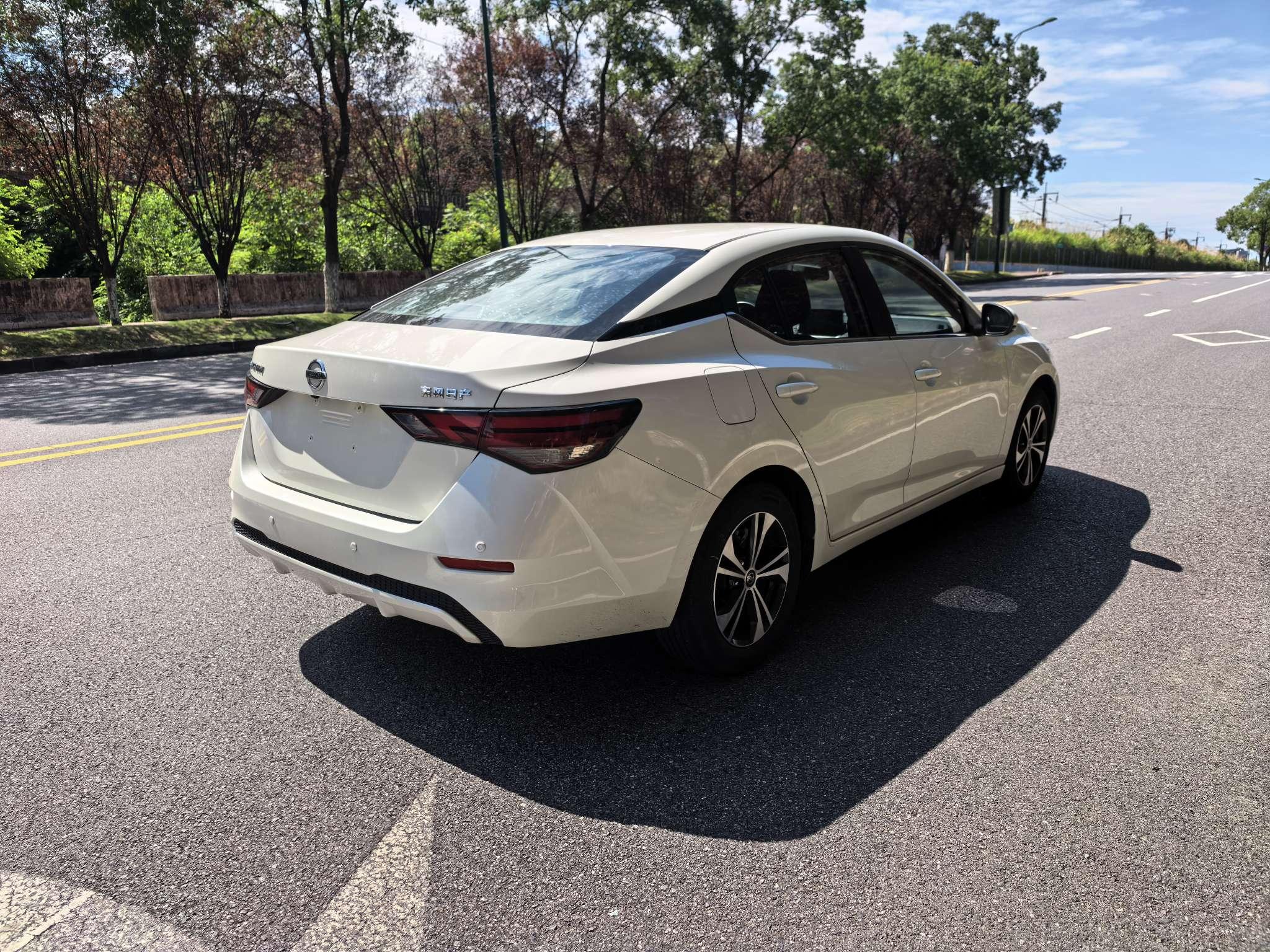 Nissan Sylphy 2020 thumb 4