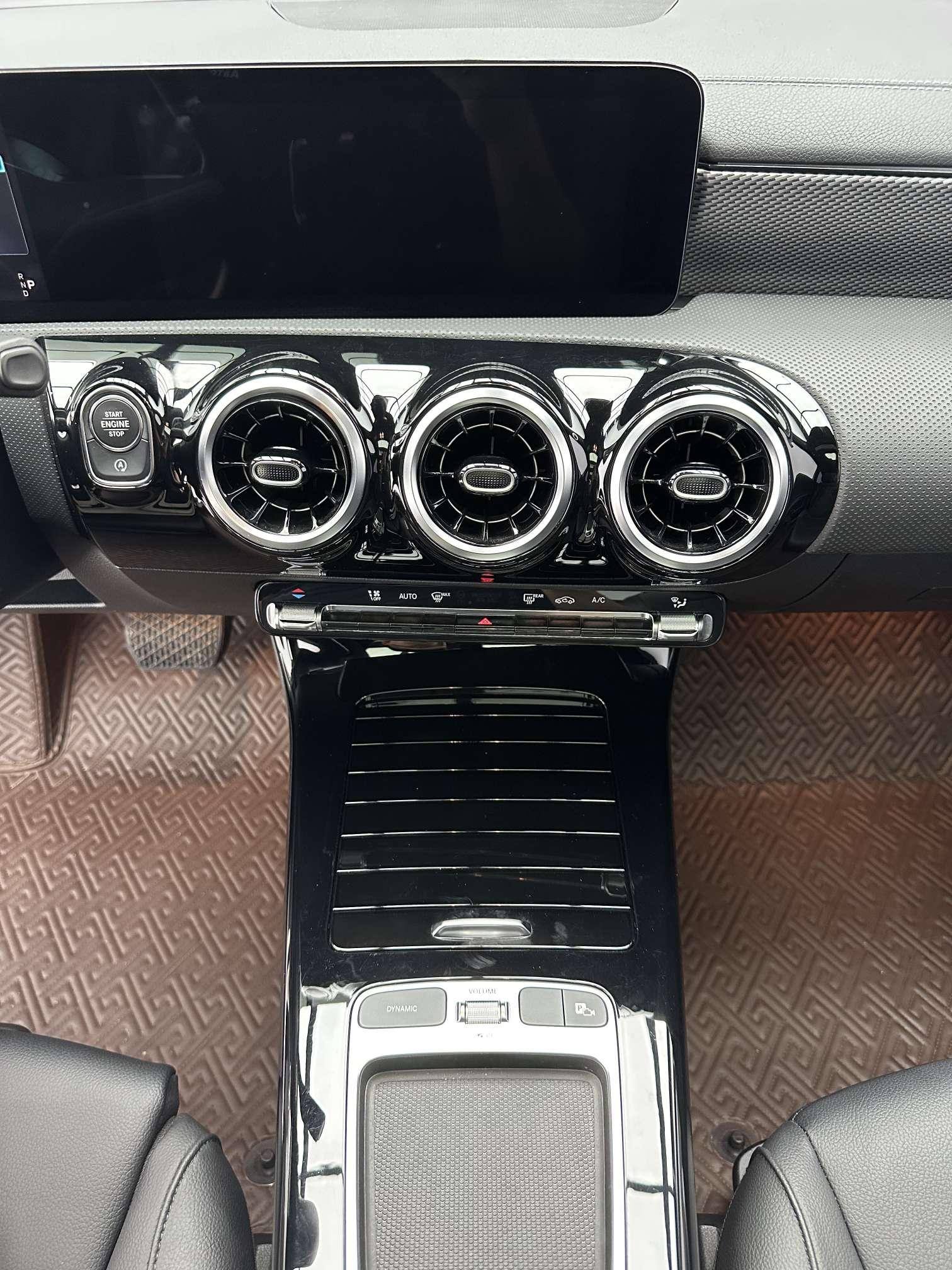 Mercedes-Benz A-Класс 2023 thumb 10