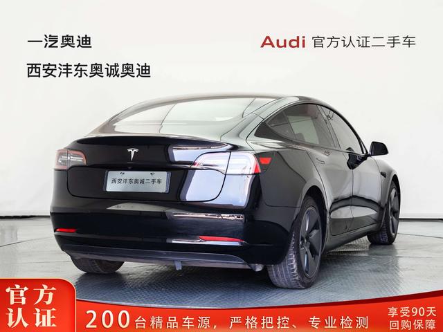 Tesla Model 3 2022 thumb 2