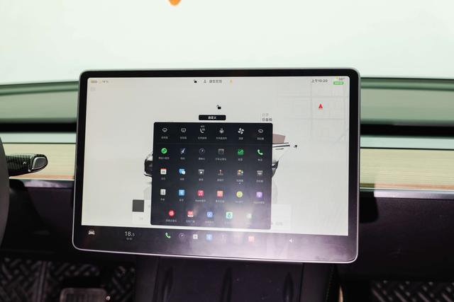 Tesla Model 3 2022 thumb 8