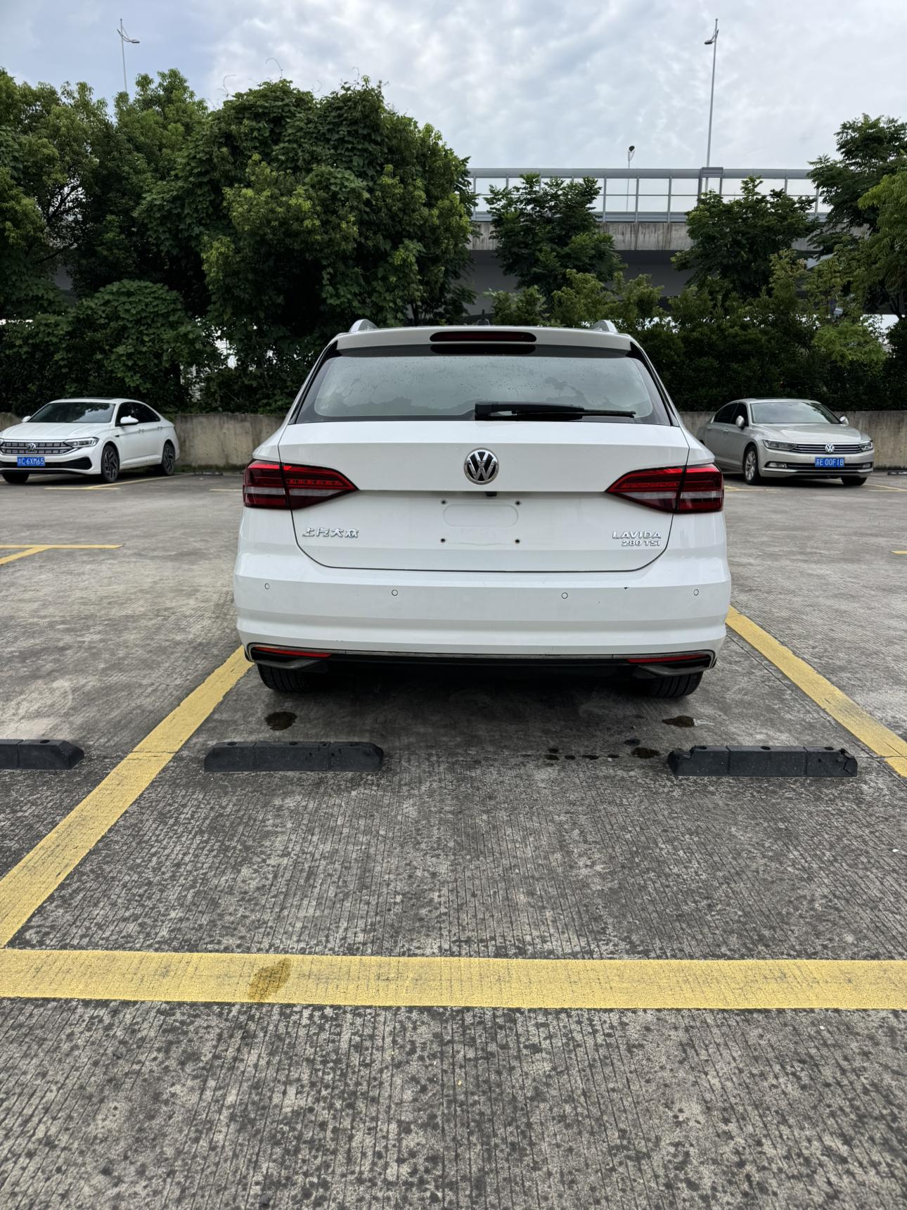 Volkswagen Lavida XR 2018 thumb 3