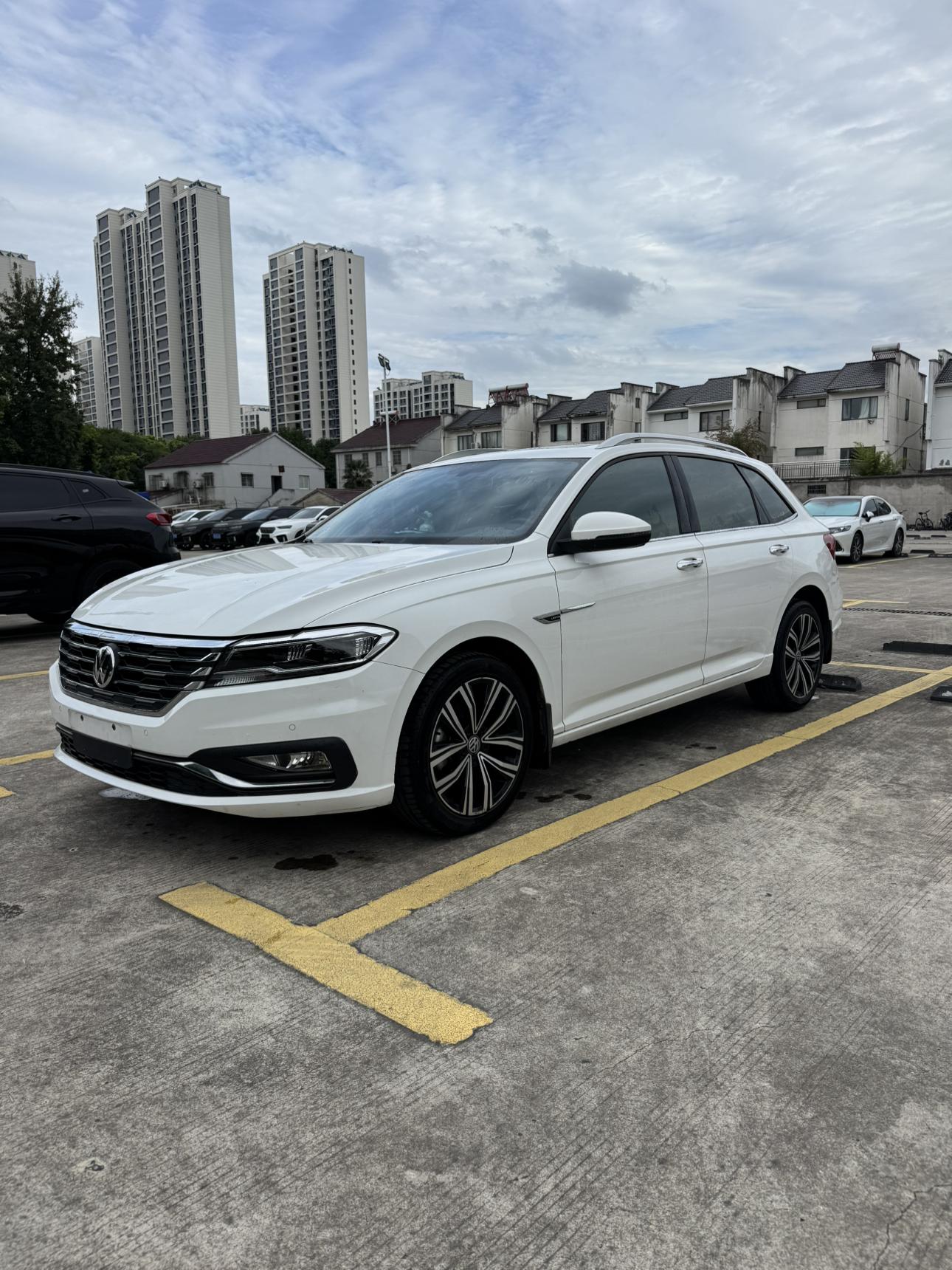 Volkswagen Lavida XR 2018 thumb 9