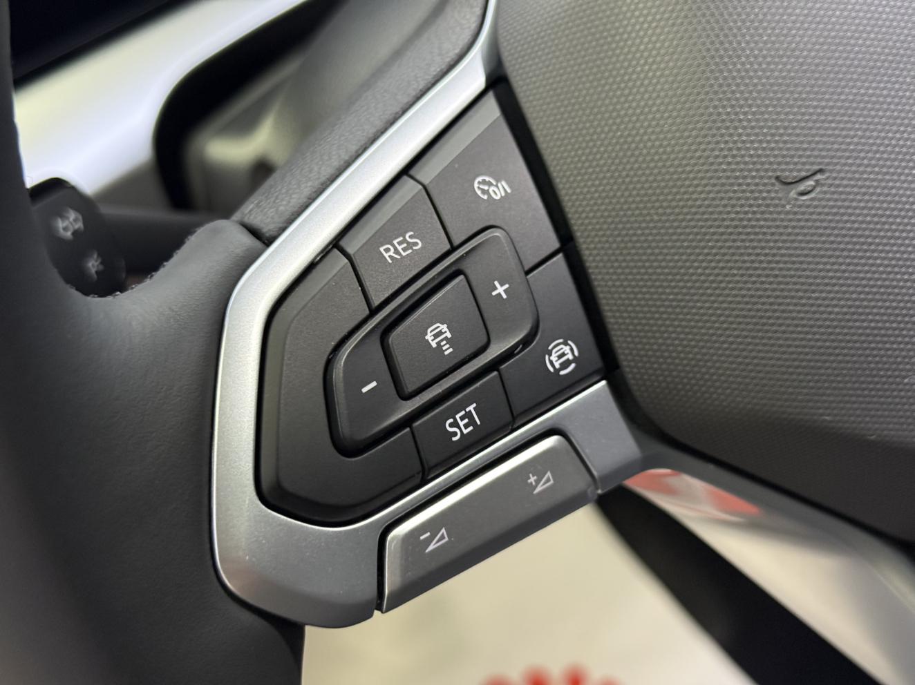 Volkswagen Lamando 2024 thumb 12