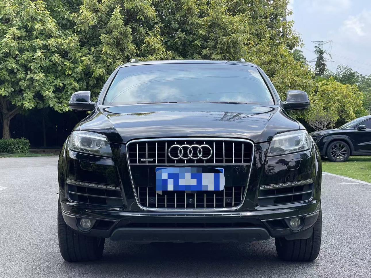 Audi Q7 2015 thumb 9