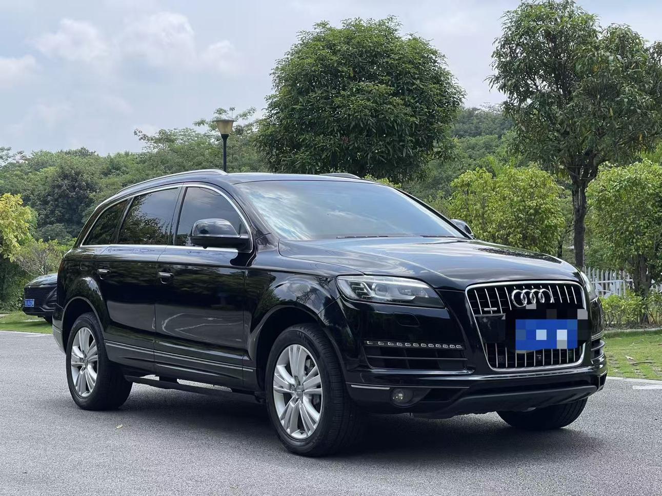 Audi Q7 2015 thumb 10