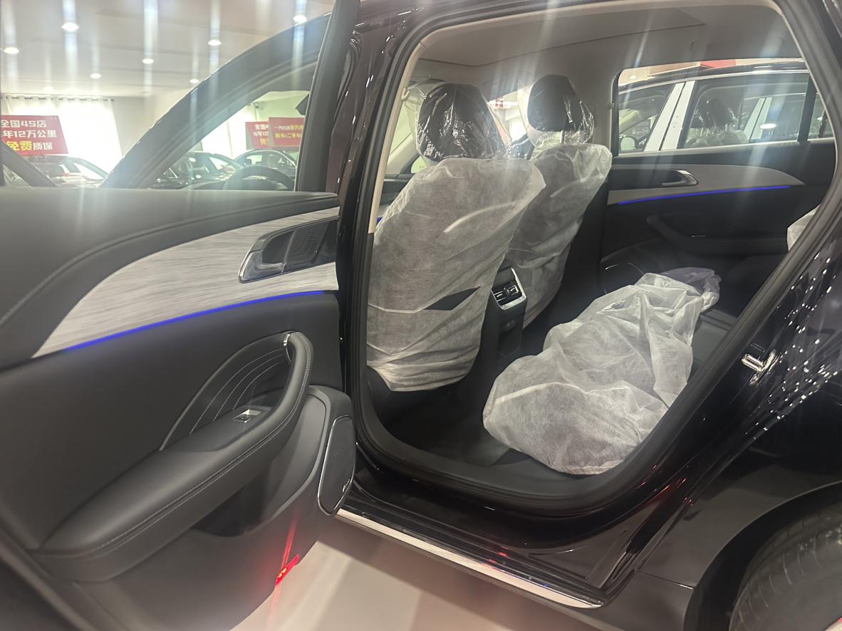 Hongqi H5 2025 thumb 6