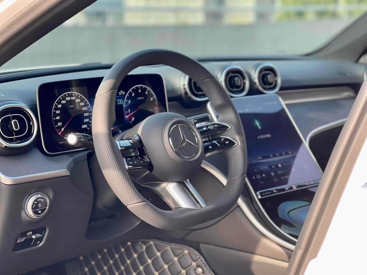 Mercedes-Benz C-Класс 2024 thumb 3
