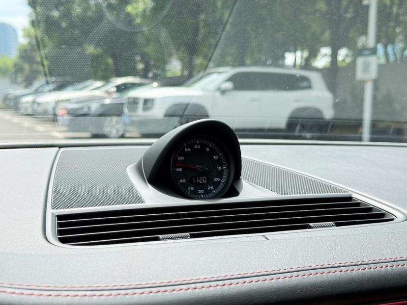Porsche Panamera 2019 thumb 10