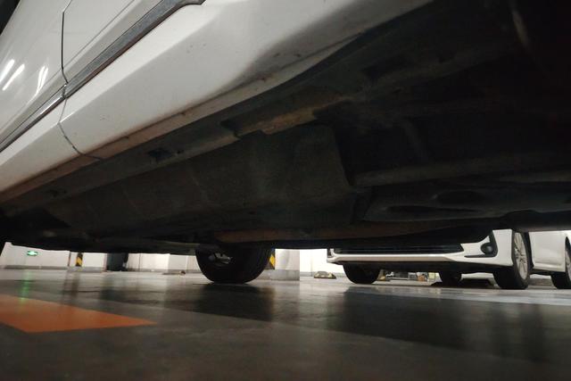 Honda UR-V 2017 thumb 5