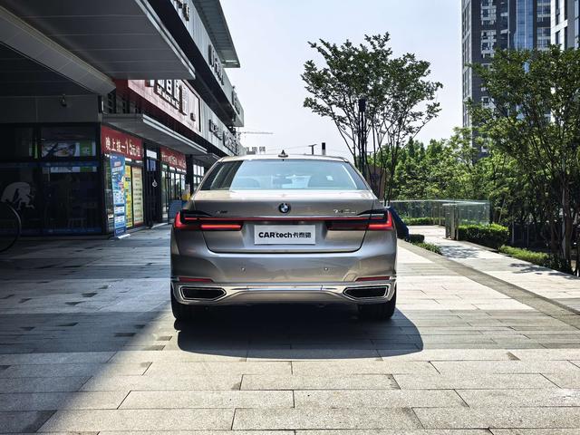 BMW 7 серии 2019 thumb 4