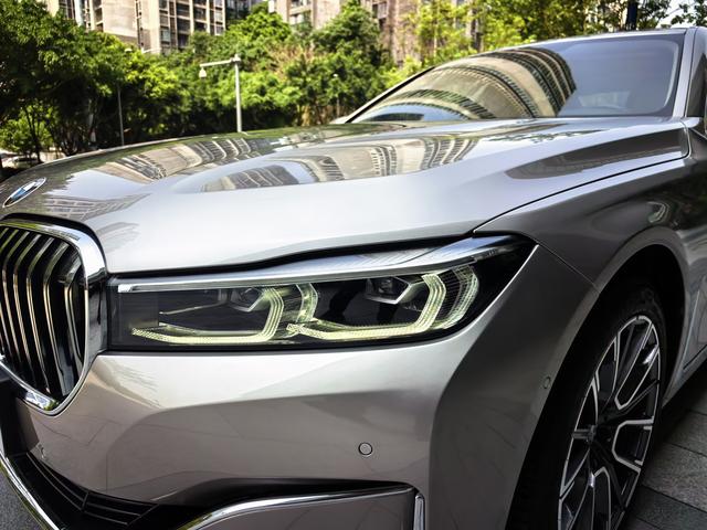BMW 7 серии 2019 thumb 6
