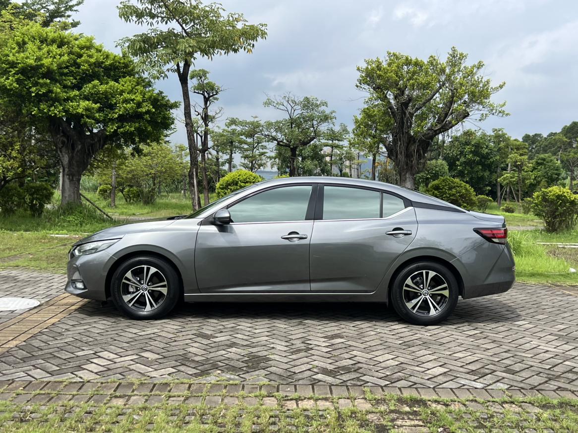 Nissan Sylphy 2022 thumb 2