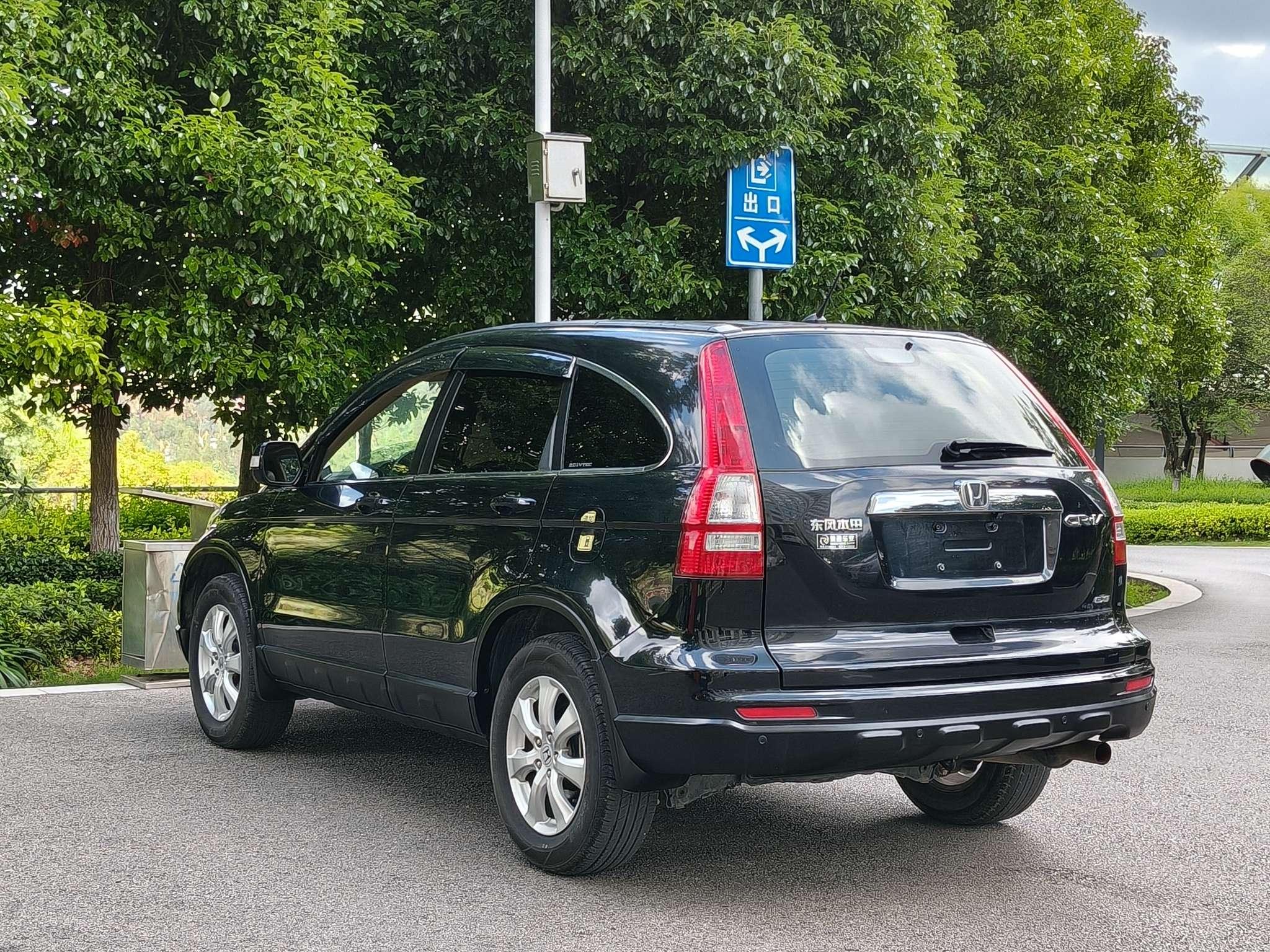 Honda CR-V 2010 thumb 2